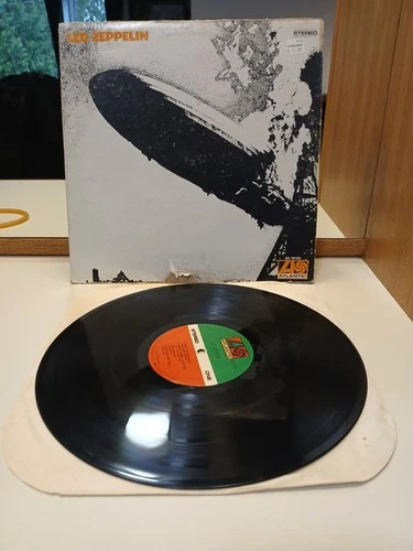 LED Zeppelin Self-Titled Vinyl LP Record 1970s Issue Atlantic SD 19126