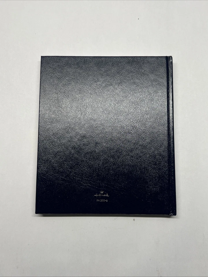 Hallmark World Travel Journal ~ NIB ~ Hardcover w/ World Map, Itinerary  - Image 3 of 4