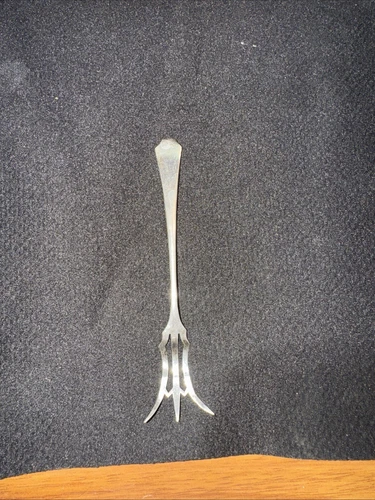 Wallace Sterling Silver Flared Lemon Fork Vintage Antique No Monogram