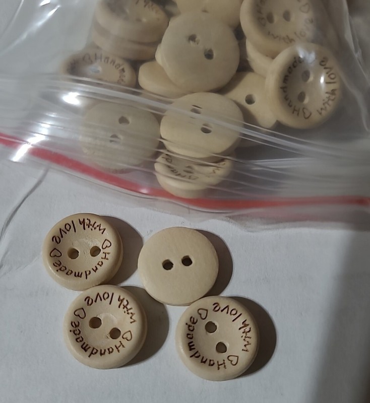15 Mm Two-Holes Laser Engraving Alphabet Handmade With Love Round Wooden Button