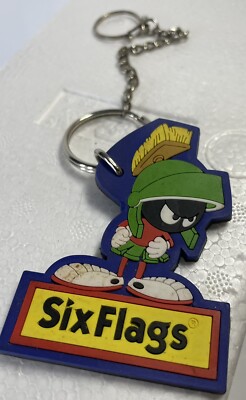 Six Flags Magic Mountain Looney Tunes Marvin The Martian Figure Keychain 1996