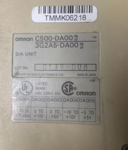 Omron C500-DA002/C500DA002 Digital to Analog  DAMAGED. MAY WORK OR FOR PARTS.