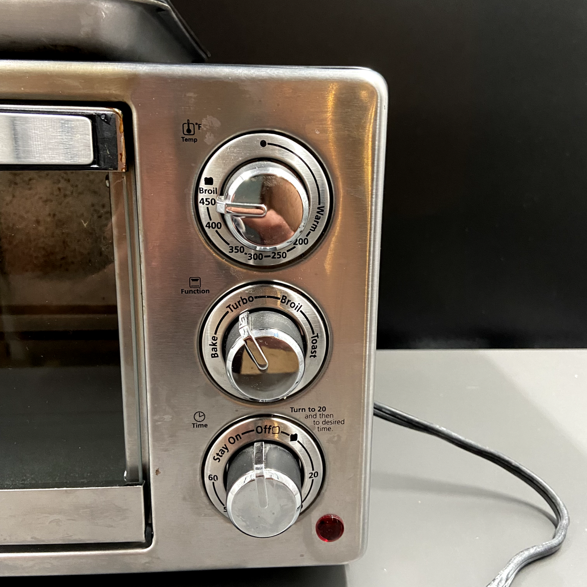 Oster 6-Slice Countertop Toaster Oven Silver (TSSTTVF817