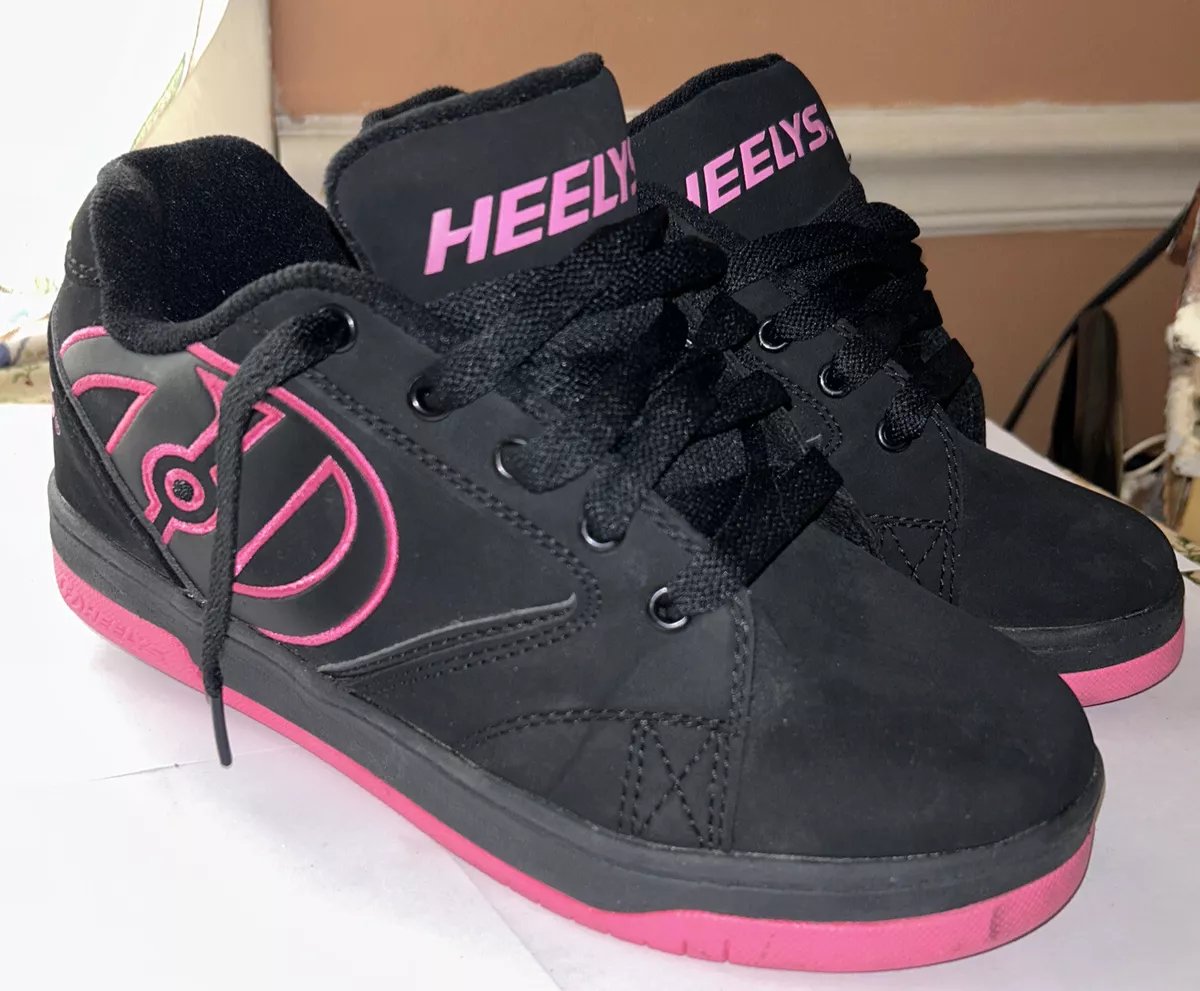 Shoes that have wheels hotsell on the bottom of them