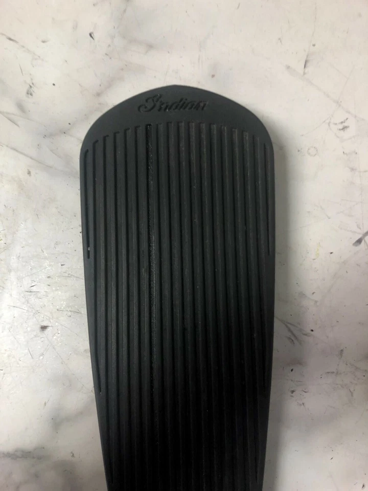 18 Indian Roadmaster Motorcycle front left foot rest floor board - Image 2 of 4