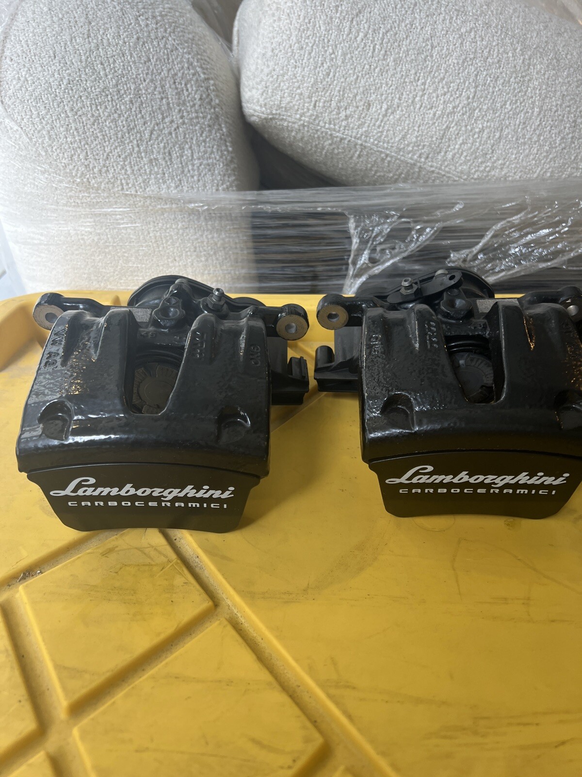 lamborghini urus Calipers