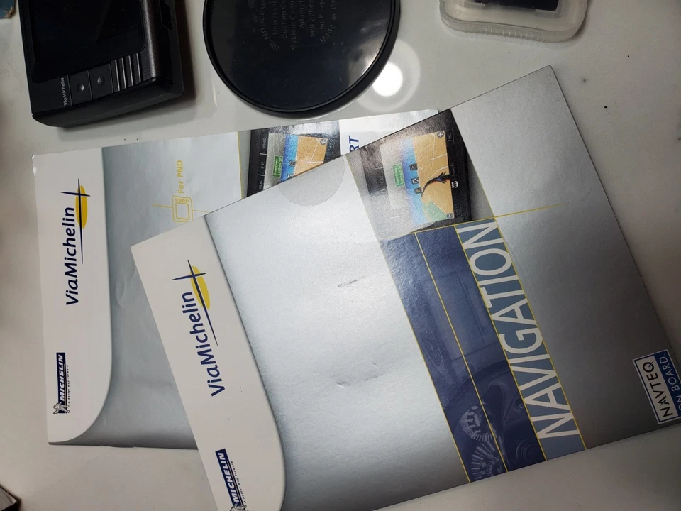 Navegación GPS portátil automotriz ViaMichelin X-930 🚗 Usado Foto 4 de 4