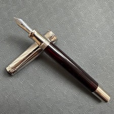 Pelikan M625 Red transparent fountain pen