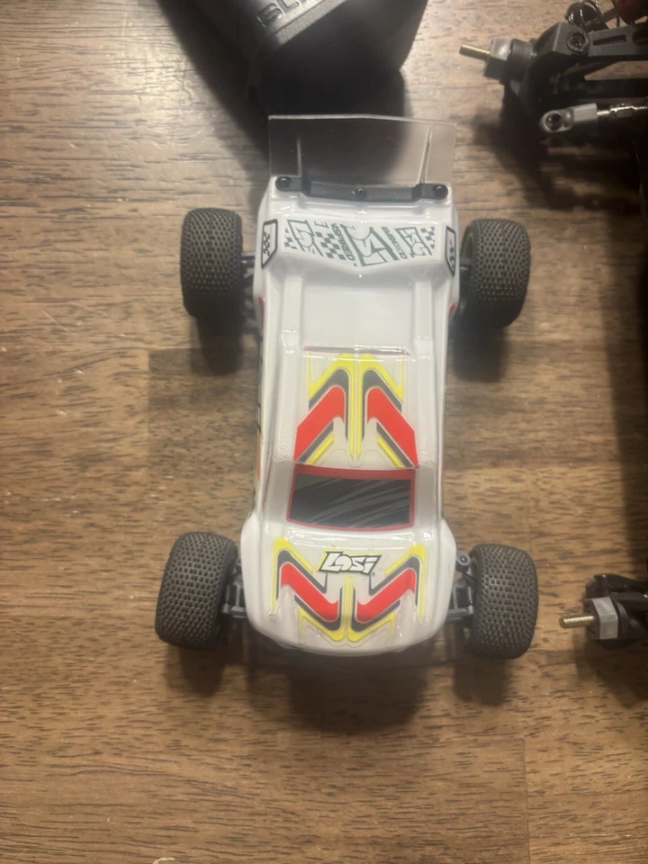 Losi Micro And 1/18 Brushless Rc Lot (READ DESCRIPTION please) … - Image 2 of 4