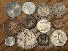 Lot of 12 Coins from 12 Different Countries (Lot #25/65) - Combined Shipping OK.