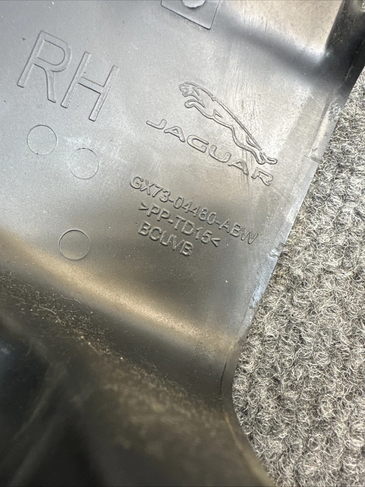 TABLERO DELANTERO DERECHO PASAJERO JAGUAR XE 17-19 MOLDURA OEM GX73-04480-ABW Foto 4 de 4