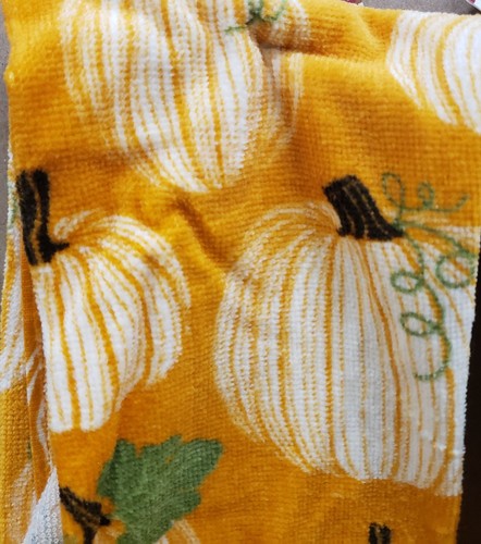 Set of 2 Same Kitchen Terry Towels (15"x25") FALL, PUMPKINS ON ORANGE # 2, AM - Picture 4 of 10