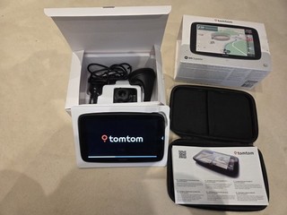 TomTom GO Superior 7" mit Schutzcover Navigationssystem – wie NEU | OVP ✅