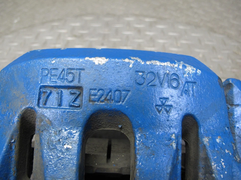 92-00 LEXUS UZZ30L SC300 SC400 RWD SET OF 2 FRONT LEFT & RIGHT BRAKE CALIPER OEM - Image 3 of 4