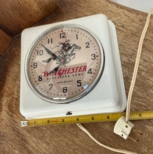Vintage - Winchester Rifles Wall Clock - Keeps Perfect Time! 1950s, Awesome!