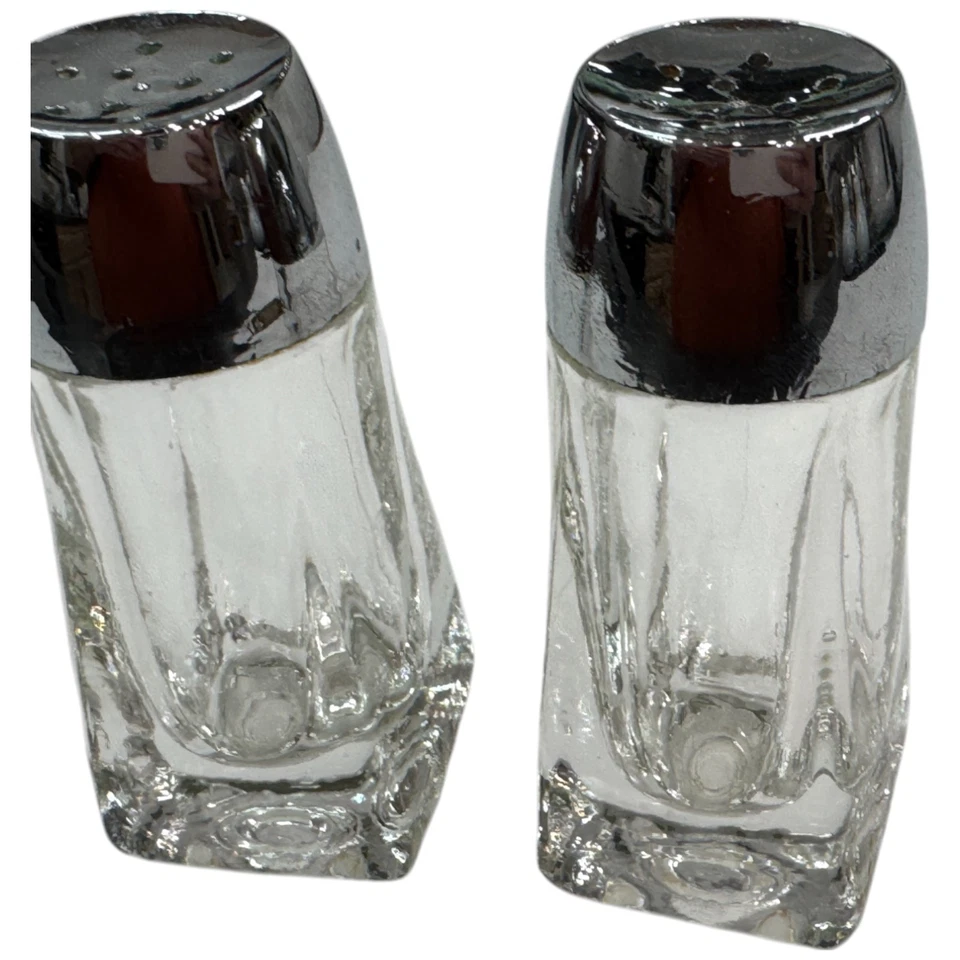 Vintage Clear Glass Square Pillar Restaurant Style Salt and Pepper Shakers - Image 4 of 4