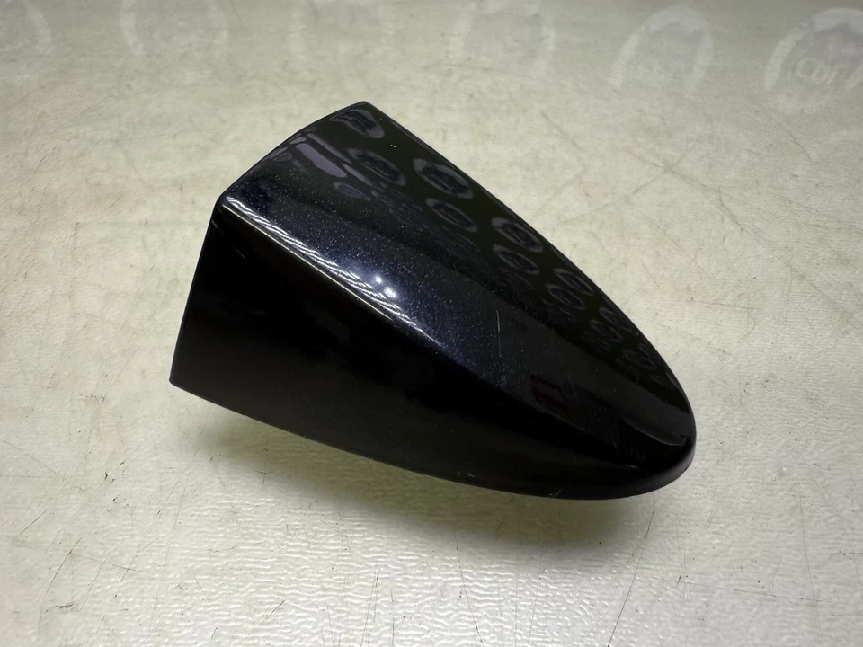 ✅️ Tapa de extremo de manija de puerta Ford Fiesta MK7.5 2015 lado del pasajero trasero •27.3 Foto 3 de 4