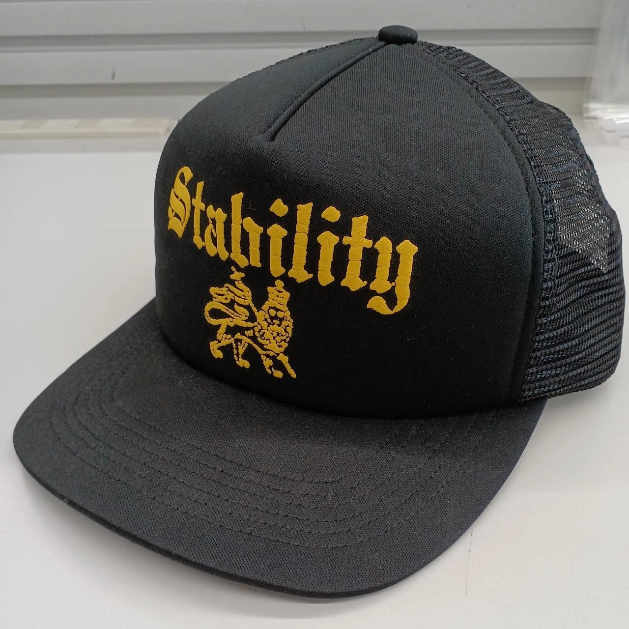 Casquette maille SUPREME numéro de modèle : FW24
