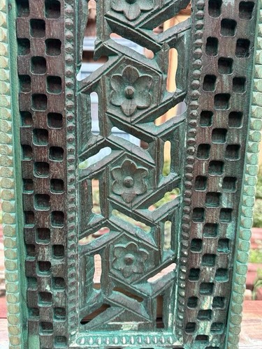 Vintage Old Wooden Hand Carved Painted Floral Jali Cut Floral Wall Frame - Picture 5 of 11