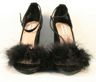 Steve Madden Black Suede Carabu Open Toe Sandals Womens