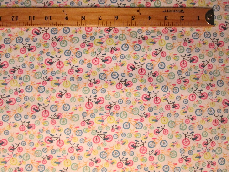 BICYCLES LGE SMALL BRIGHT BICYCLE PASTELS BIKE COTTON FABRIC FQ - Image 4 of 4