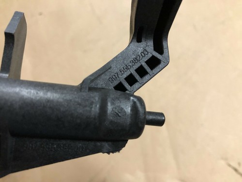99755538203 Porsche Cayman 987 Boxster Right Interior Door Lever - Picture 6 of 6