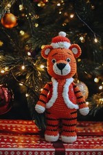 KNITTED TOY-Handmade Stuffed Toys-28cm-Bear-Perfect for Cuddles and Playtime 