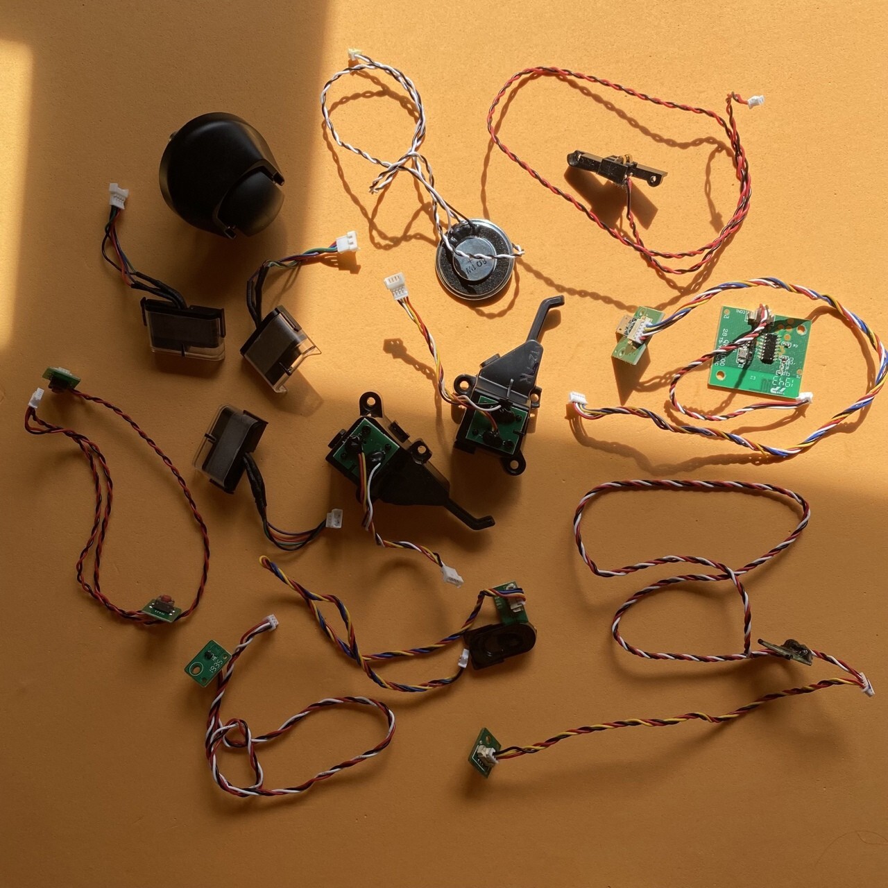 Cables, sensores, rueda para aspiradora Cecotec Conga 5090 Repuesto original