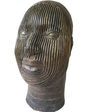 Rare, fine and Authentic Ife Bronze head.  Beautiful Example. 31cm. Nigeria.