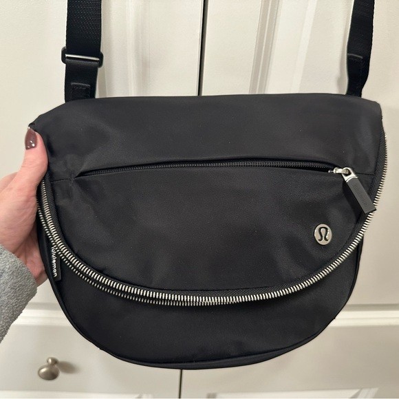 Lululemon All Night Festival Bag 5L BLACK/silver