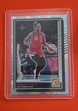 2025 Panini Donruss WNBA - Chelsea Gray #38 Lava