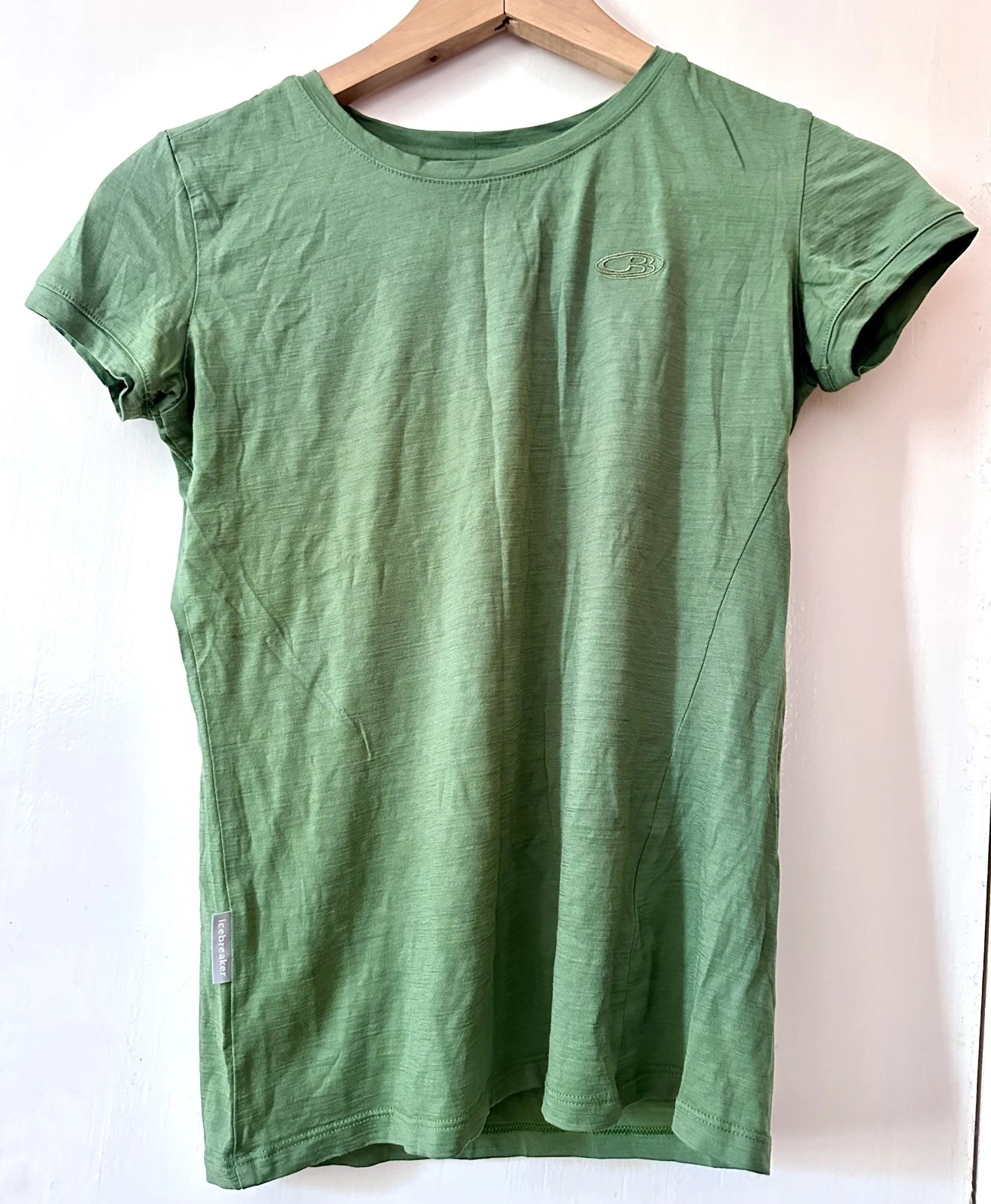 ICEBREAKER WOMENS PURE MERINO WOOL TSHIRT/ XS 150 BASE LAYER OLIVE GREEN/ SPORTS