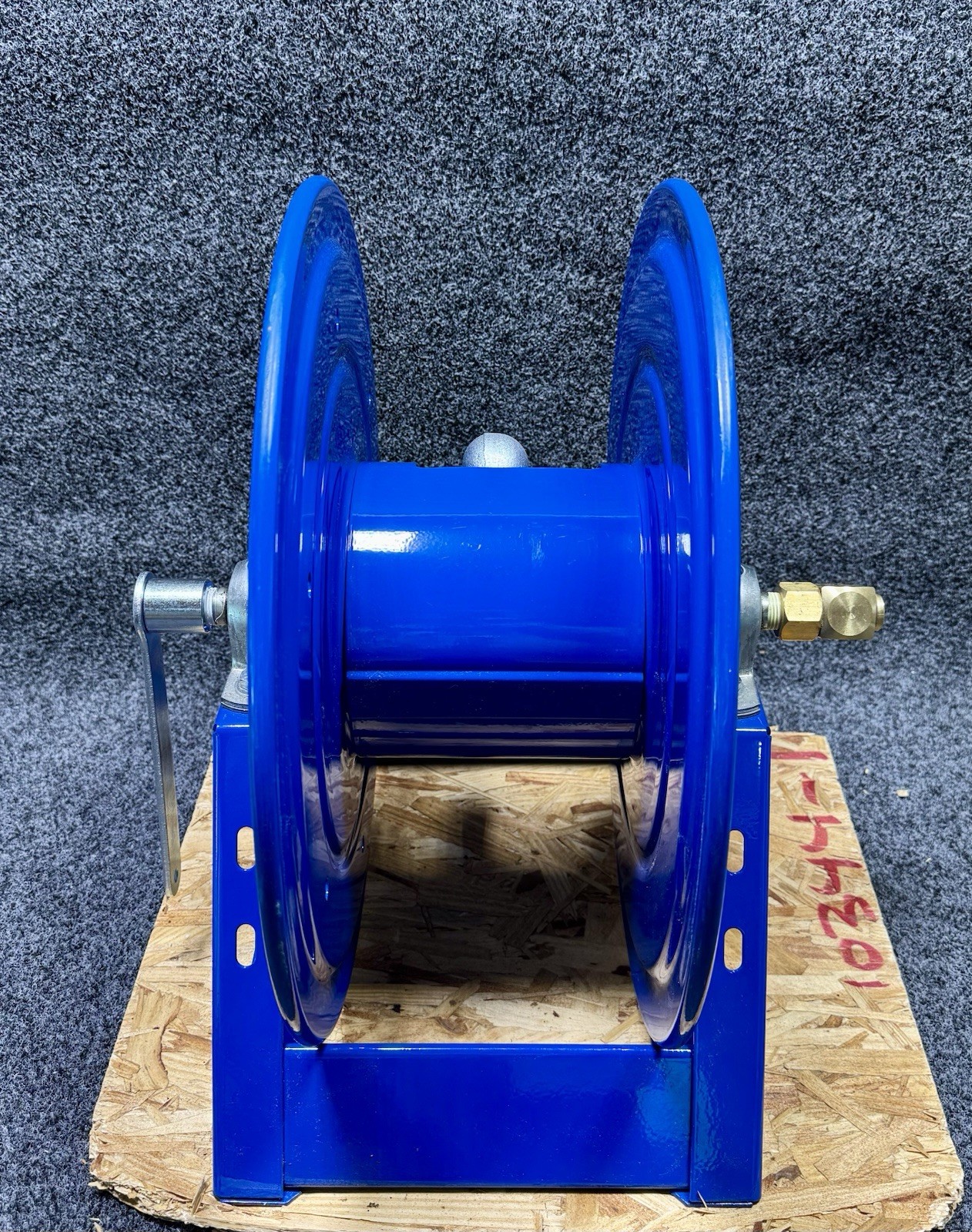 Coxreels 1125-4-100 Hand Crank Steel Hose Reel 1/2” x 100' 3,000 PSI