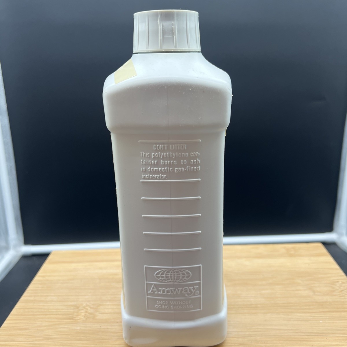 Vtg 1977 Amway Concentrated Kool Wash Detergent 32 Oz Gentle