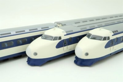 HO Scale KTM 0 Series Shinkansen/Bullet Train 4 Cars Set NIB H0