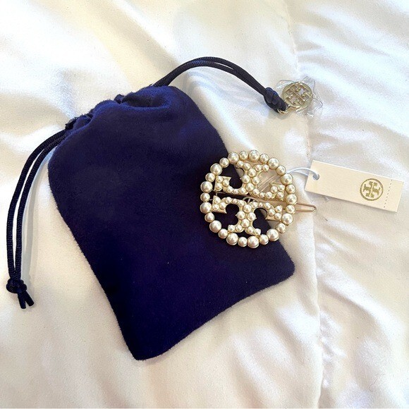 NWT TORY BURCH Double T pearl-embellished hairpin Authentic  display picture 1