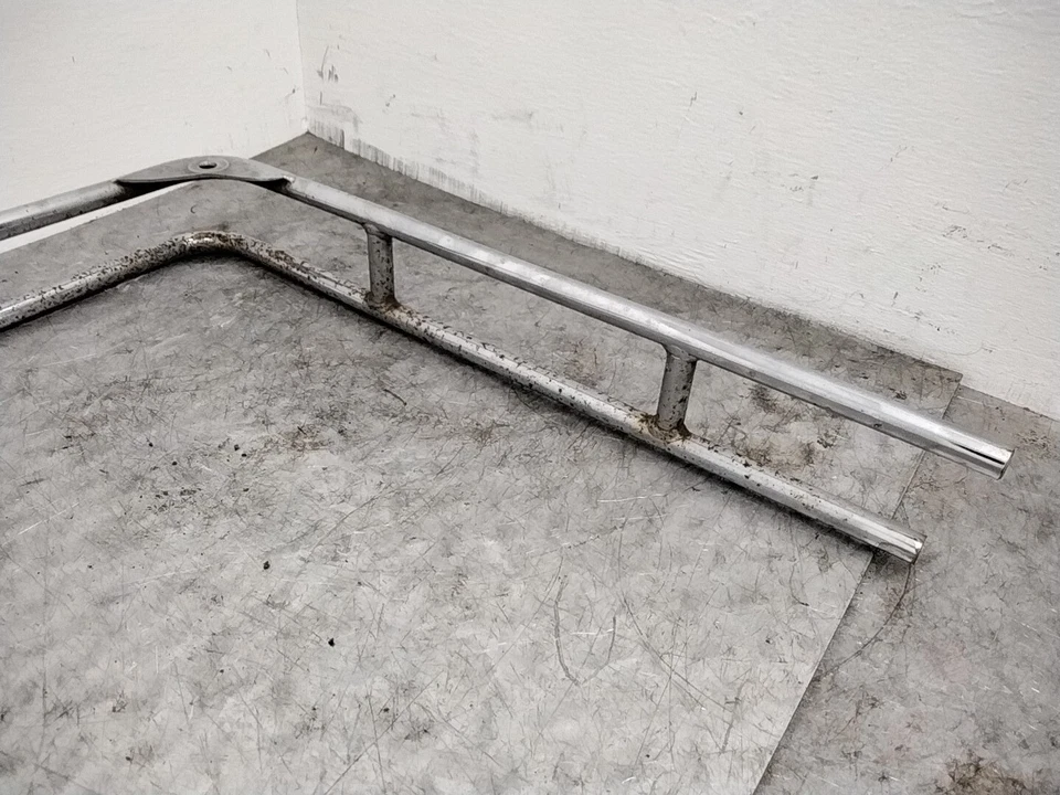 1982 HONDA GOLDWING 1100 GL1100I INTERSTATE REAR TRUNK GUARD BUMPER RAIL - Изображение 3 из 4