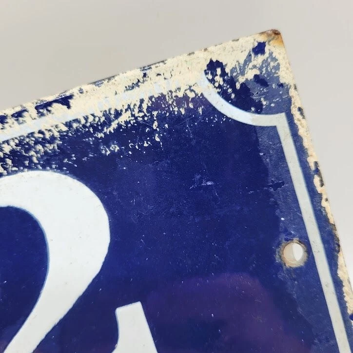 Letrero de placa vintage francés esmaltado azul casa número 2 dirección Cottagecore París Foto 3 de 4