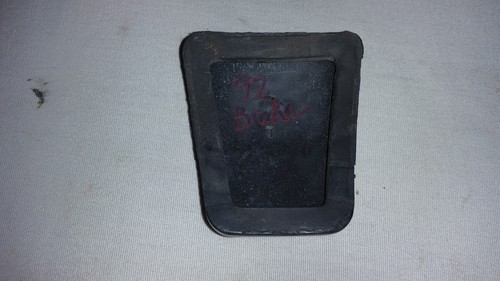 Mitsubishi 3000GT Brake Clutch Pedal Rubber - Picture 2 of 2