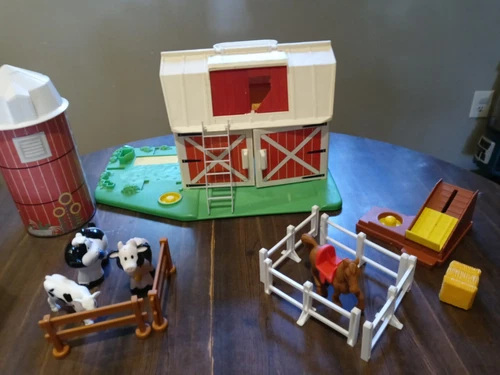Vintage 1967  Fisher Price Little People Farm Set 17 Pieces GUC
