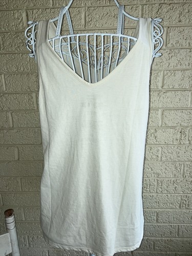 Harry Potter Women's White Tank Top Size Small Hogwarts Crest Shield Graphic Top - Picture 6 of 6