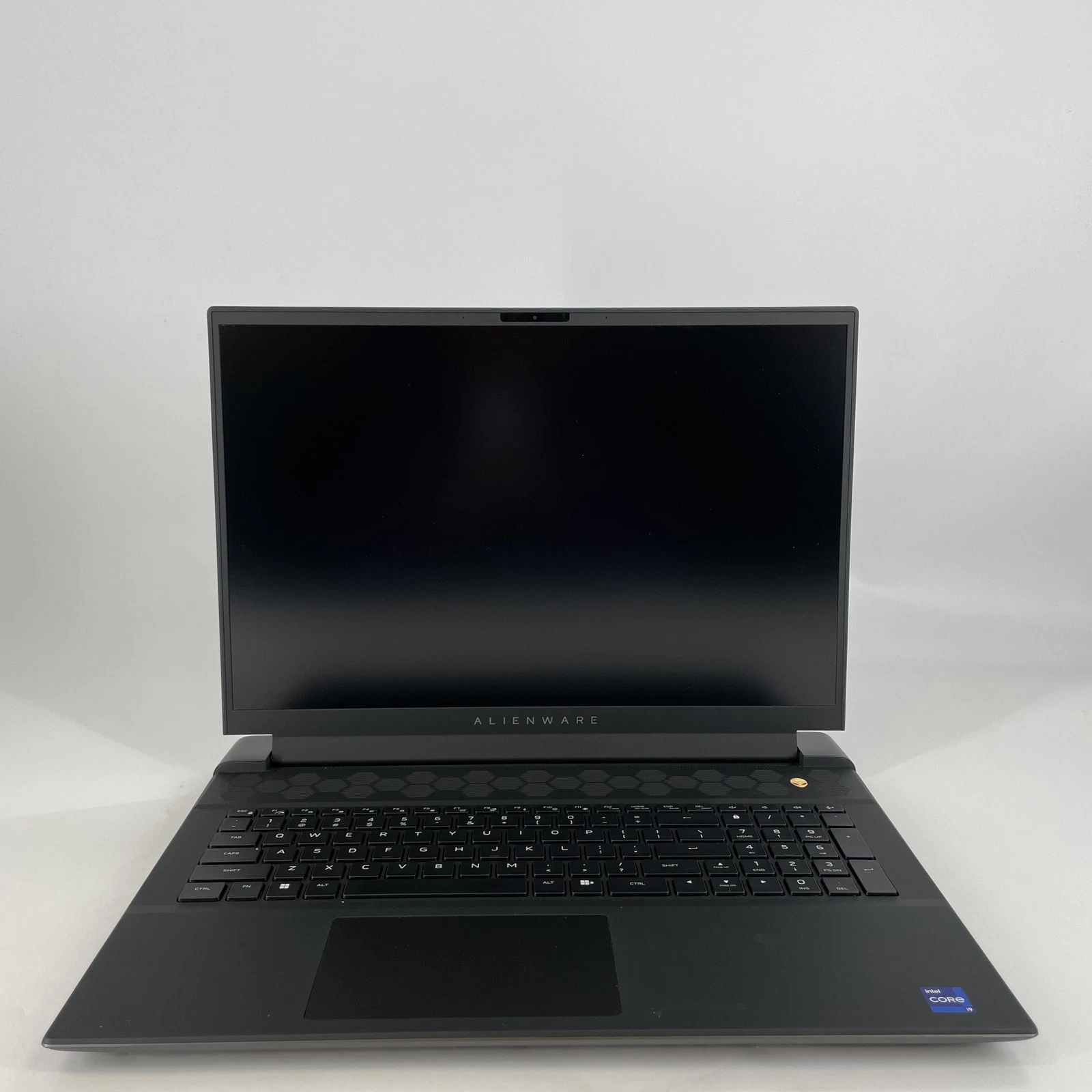 Dell Alienware M18 R1 - Thumbnail 2