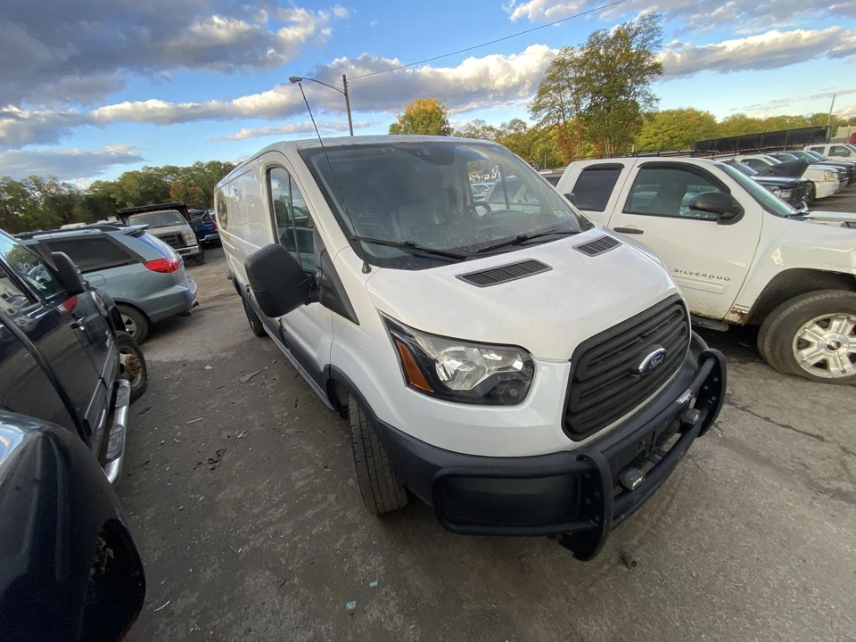 Used Air Cleaner Assembly fits: 2016 Ford Transit 150 3.7 Grade A — 第 3/4 张图片