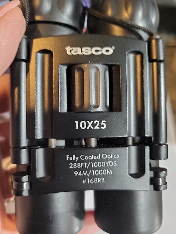 Tasco 168RB 10x25mm Compact Rubber Armored Binoculars w/ Case & Box Instructions - Image 4 of 4