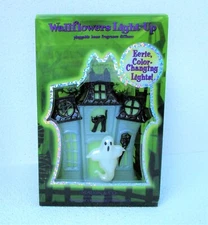 Bath & Body Works HAUNTED HOUSE Wallflower Plug In~ Eerie Color Changing Lights!