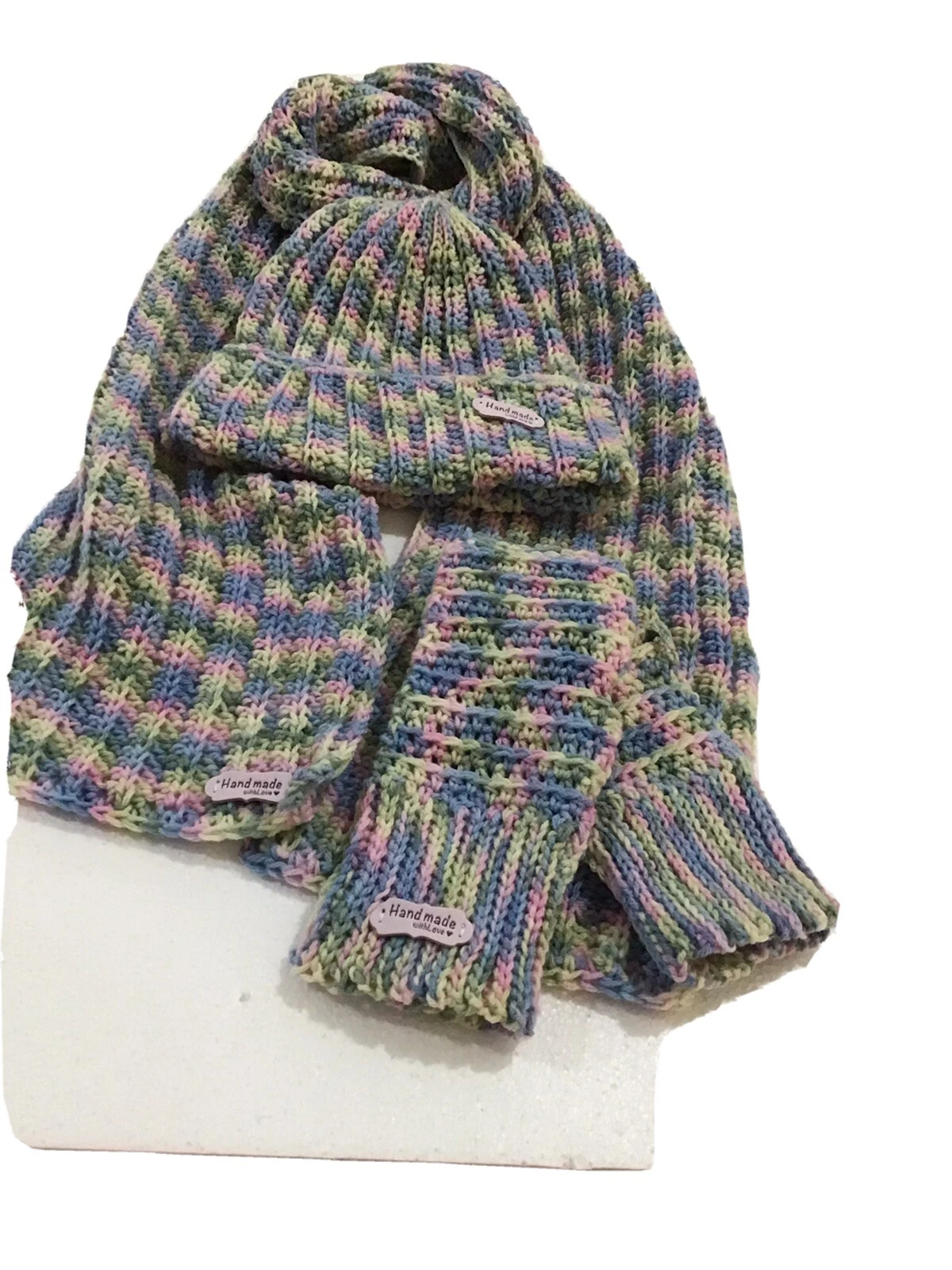beanie/scarf/gloves. man woman unisex teenager