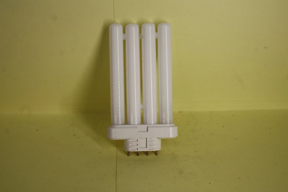 lote de 2 BOMBILLAS PANASONIC 5000K FQL28EX 28W tubos cuádruples genuinos nuevos Foto 2 de 4