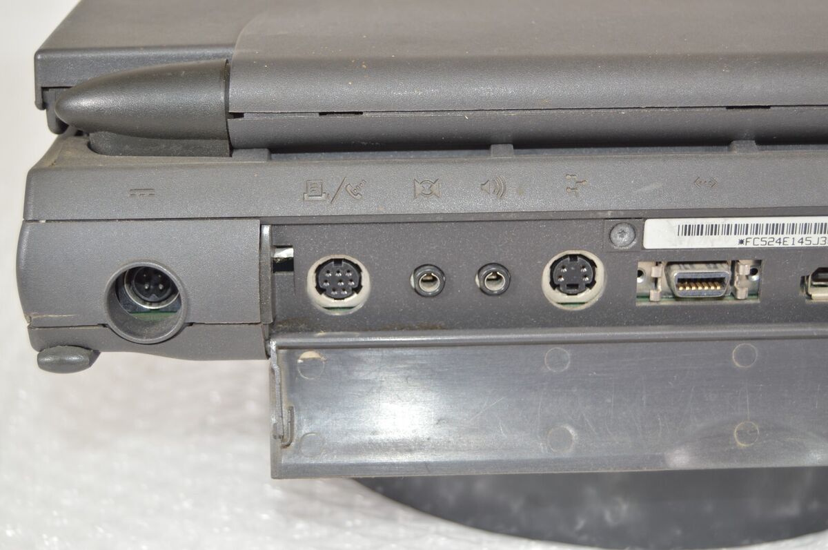 Apple PowerBook 550c PowerPC 603e 117MHz 24MB Mac OS 7.5.5 W Apple PowerBook 550c PowerPC 603e 117MHz 24MB Mac OS 7.5.5 W