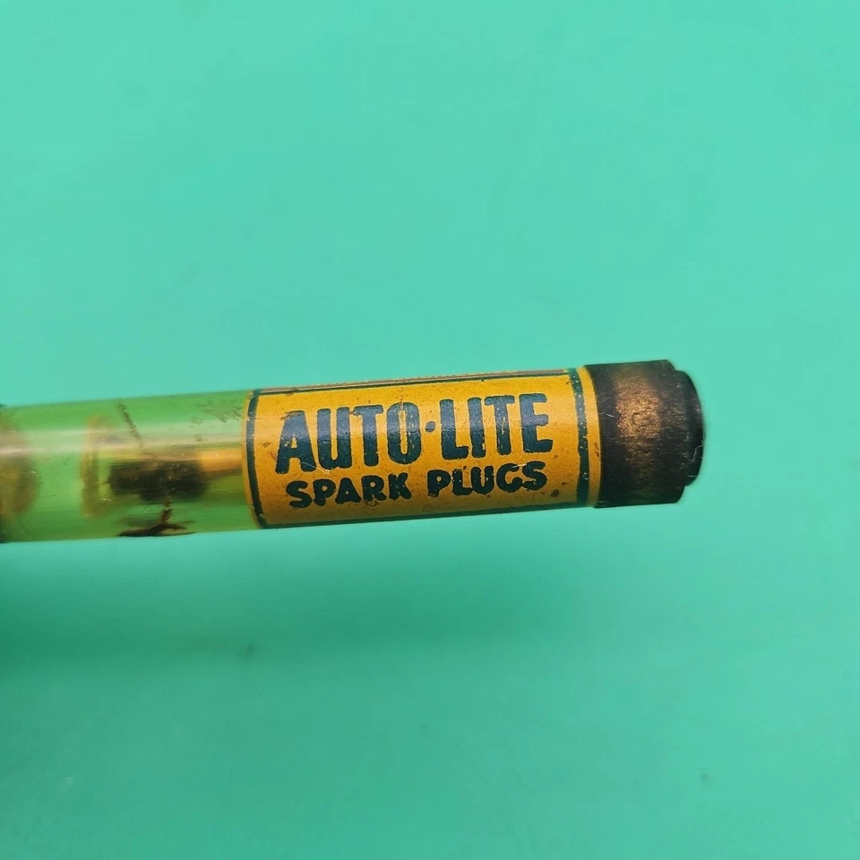 Vintage Autolite Spark Plugs Pen Mini Spark Plug Inside Rare Collectible - Image 2 of 4
