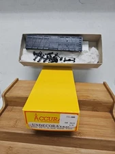 HO Accurail Undecorated 40’ O.B. Box Car Wood Ends Kit 4000 Brand New
